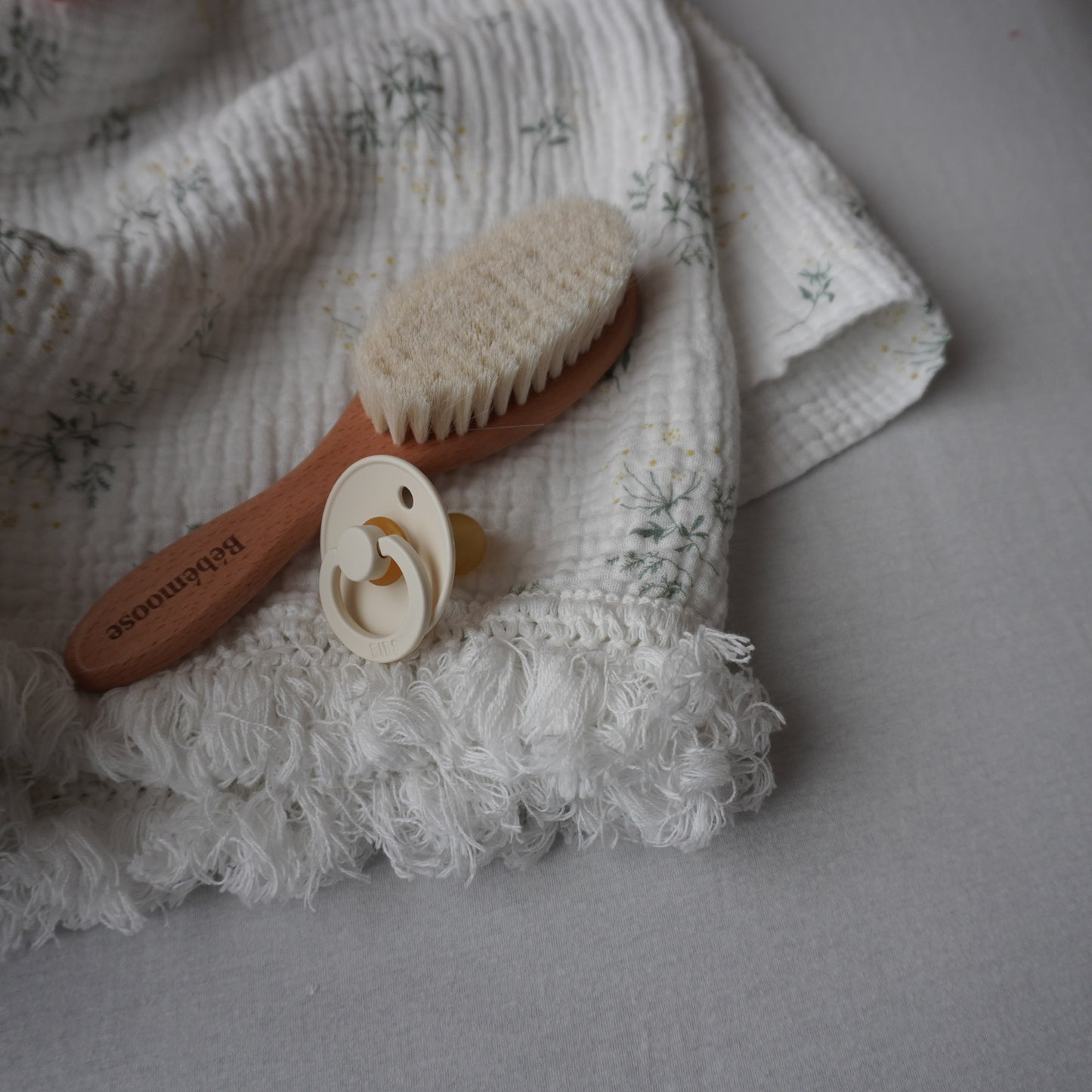 Bébémoose original baby hairbrush