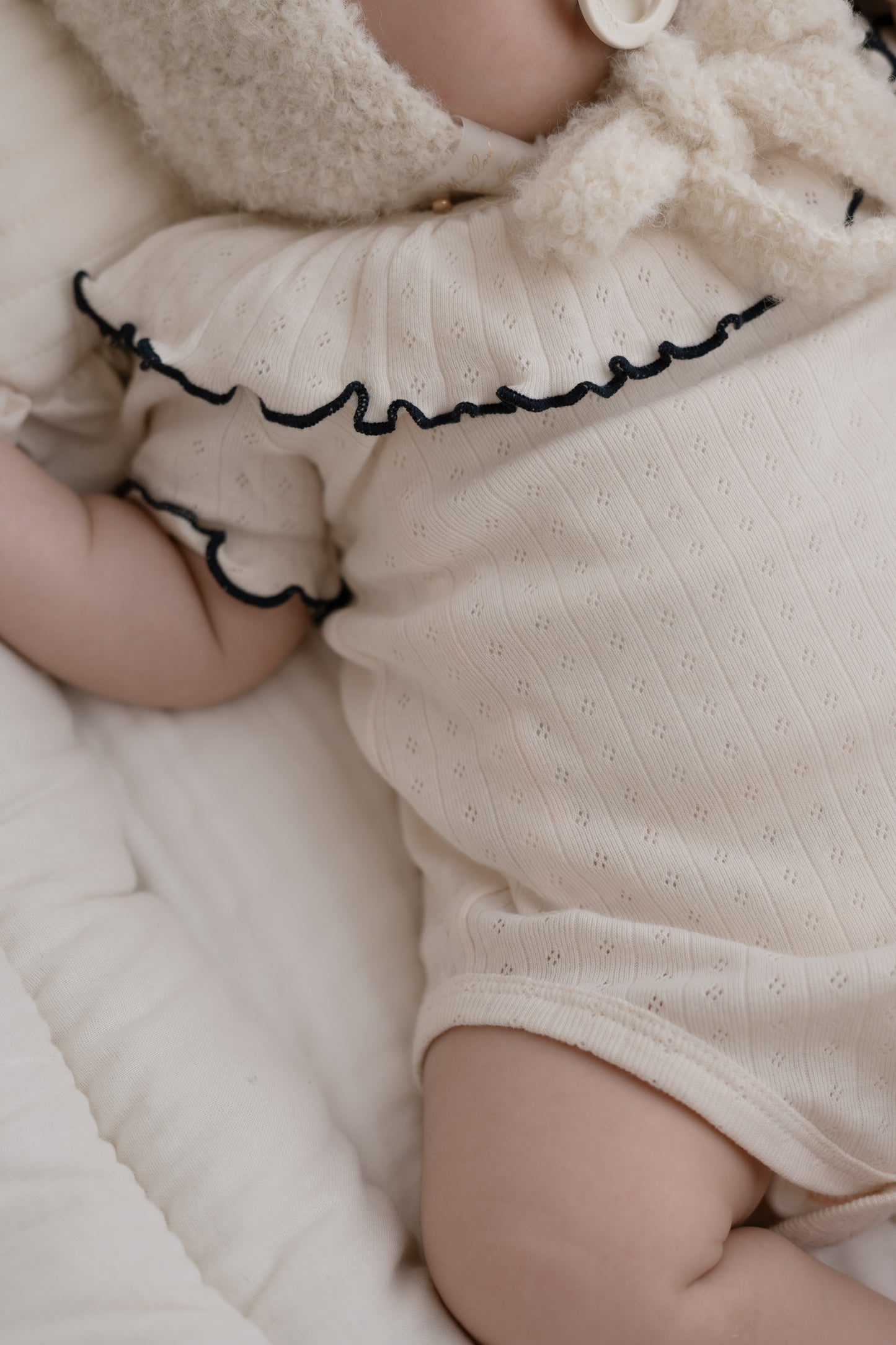 Ruffly cotton rompers -Milky cream